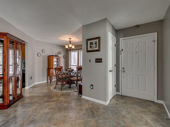 2nd image of 810 Night Heron Ln