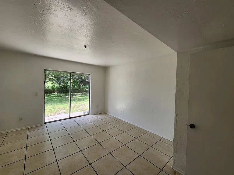 3862 Madison Ave Units 1-4 — Photo 4