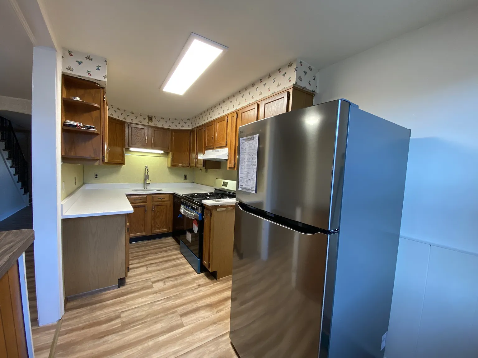 3 bed, 1152 sqft, $1,900 — Photo 3
