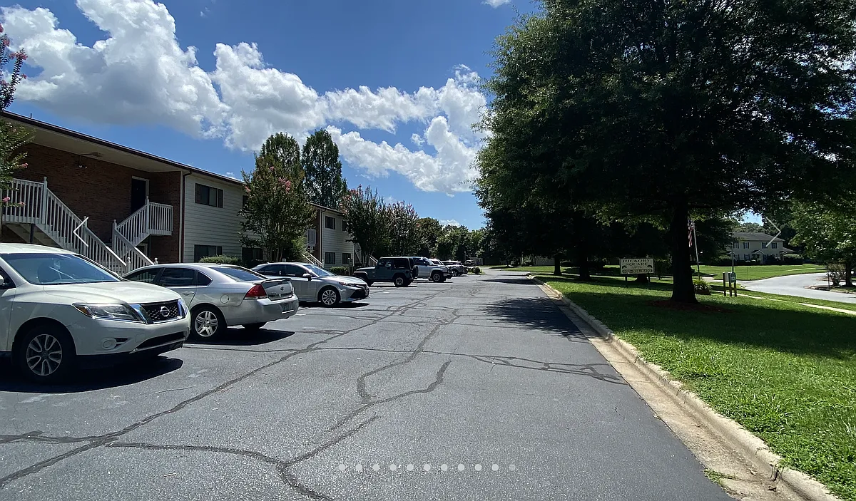 Building Photo - Hickory Square Apartments