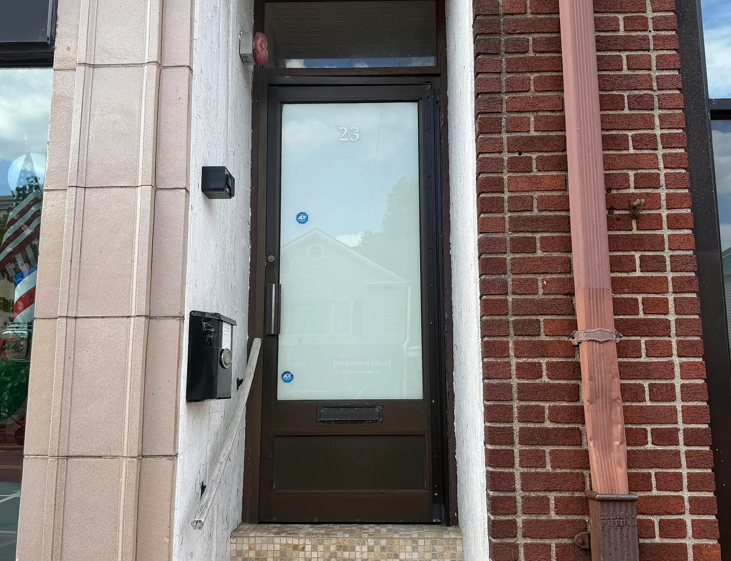 1 bed, 1200 sqft, $3,000 — Photo 1