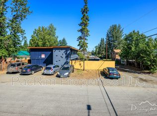 1807 W 36th Ave #4, Anchorage, AK 99517