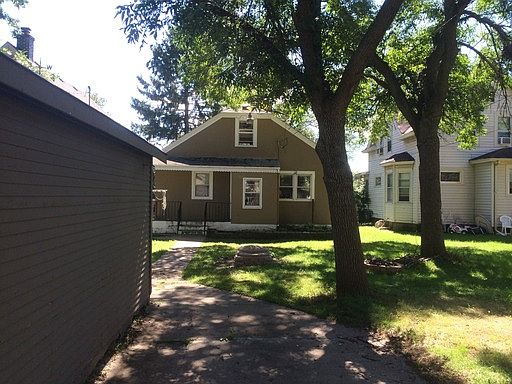 2nd image of 1101 Hudson Rd