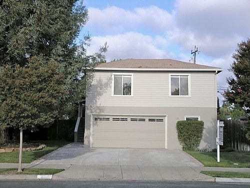 2nd image of 2618 Carolina Ave