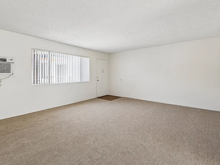 The Carlton Ridge Apartments — Photo 59