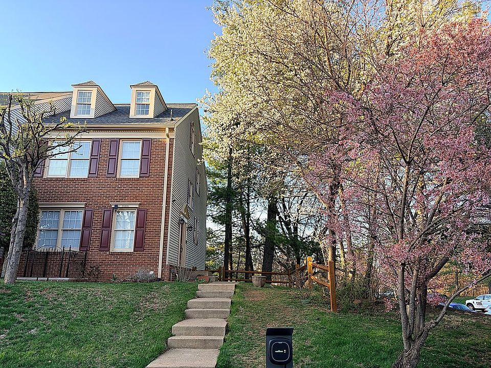 1st image of 21100 Winding Brook Sq