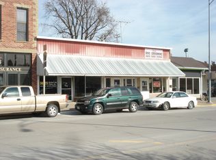 26 Spring Avenue, Waukon, IA 52172