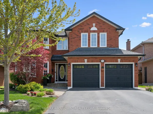 2372 Saugeen Rd, Oakville, ON L6H 5X9