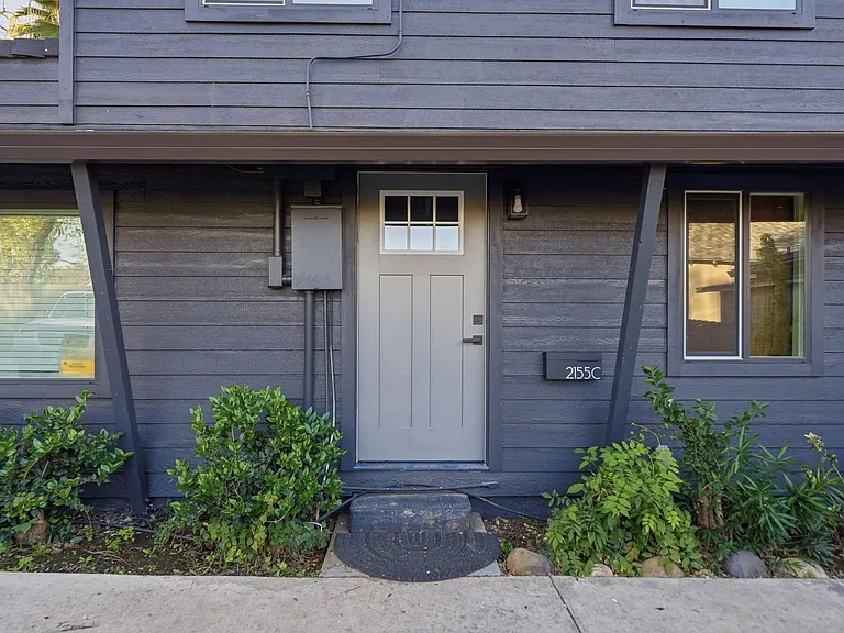 2153-2155 Placer St — Photo 3