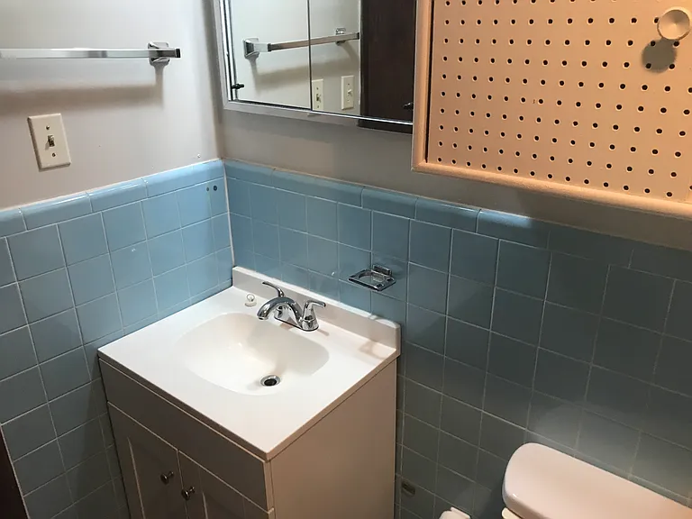 1001 Minter Ln #D — Photo 6