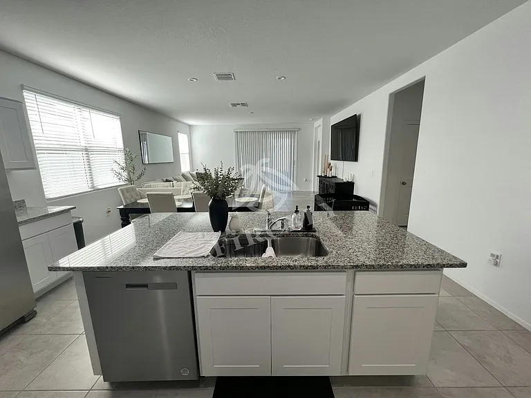 18148 N San Pablo St — Photo 7