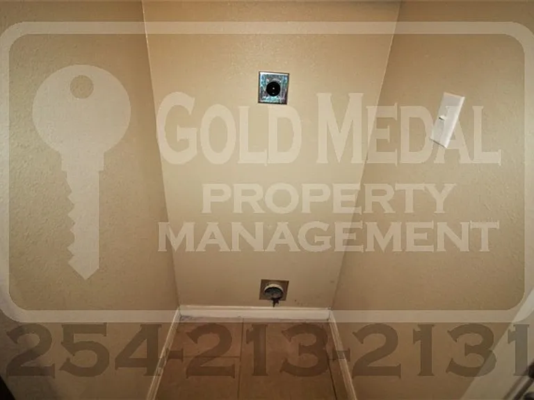 4505 Cambridge Dr — Photo 12