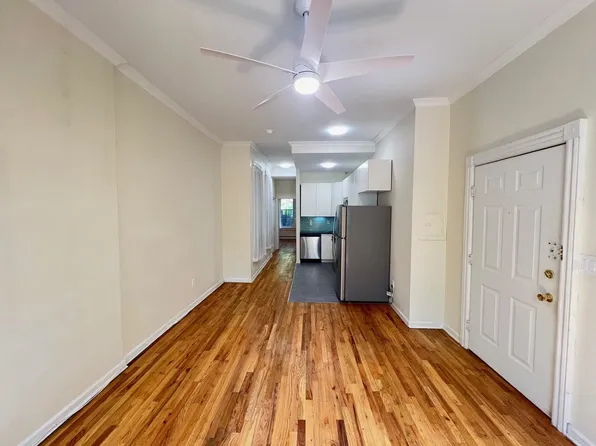 317 Barrow St Floor 1, Jersey City, NJ 07302