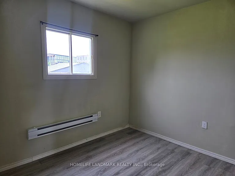 14 Elm Grove Ave — Photo 15