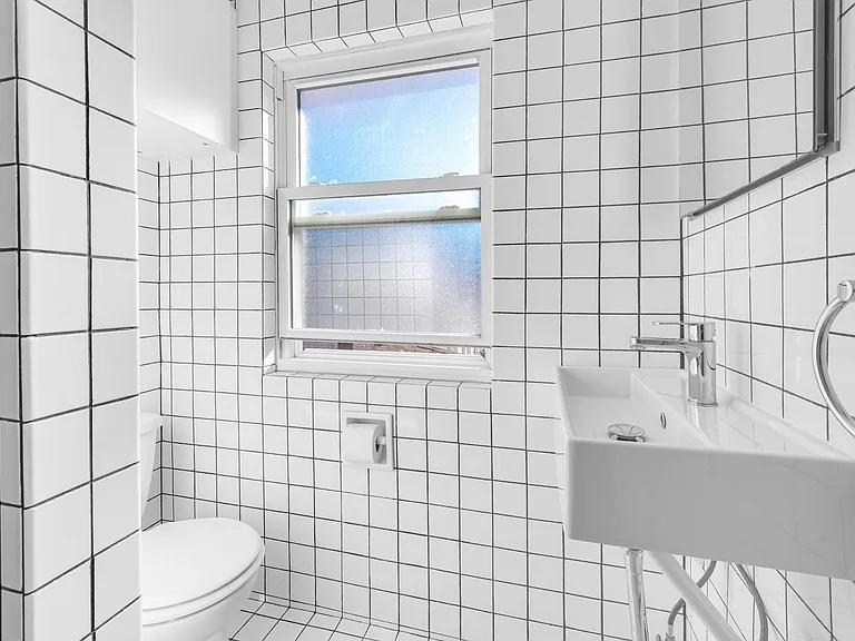 117-07 Rockaway Beach Blvd #3 — Photo 9