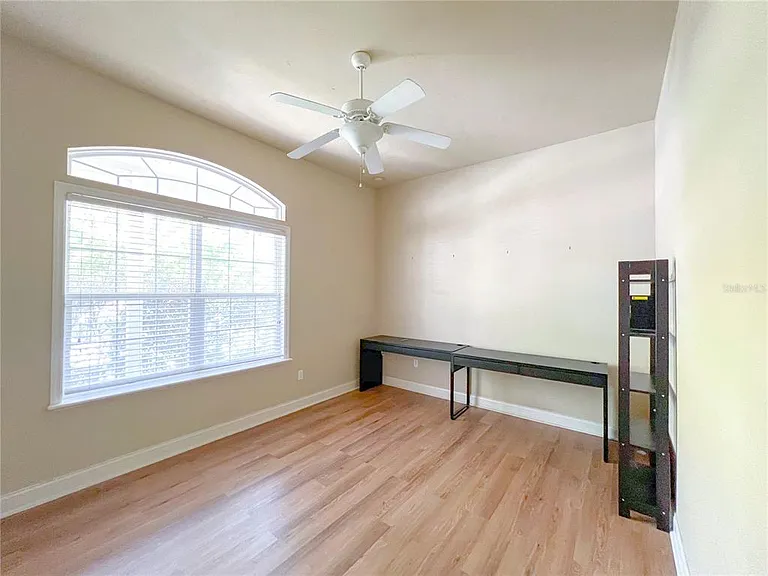 9048 SW 76th Ave — Photo 8