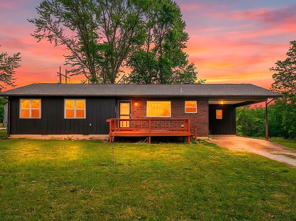 1502 County Road 1210, Willow Springs, MO 65793