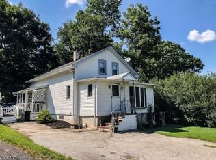 19 Beaver Run Rd, Lafayette, NJ 07848