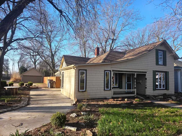 115 SW 4th St, Newton, KS 67114