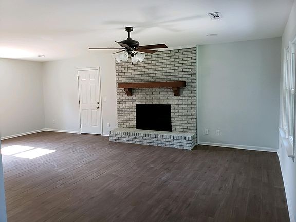 5th image of 10114 Meadowood Dr