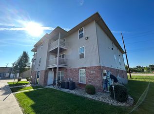 1718 - 1720 RT Dunn Dr, Bloomington, IL 61701