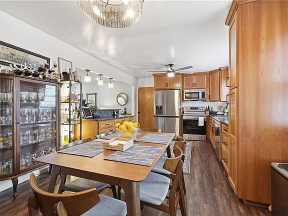 4th image of 44 Hall Rd