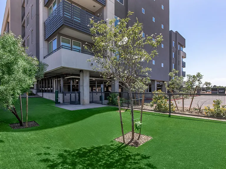 Onyx Uptown PHX — Photo 46