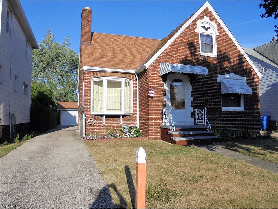 1st image of 4477 W 139th St
