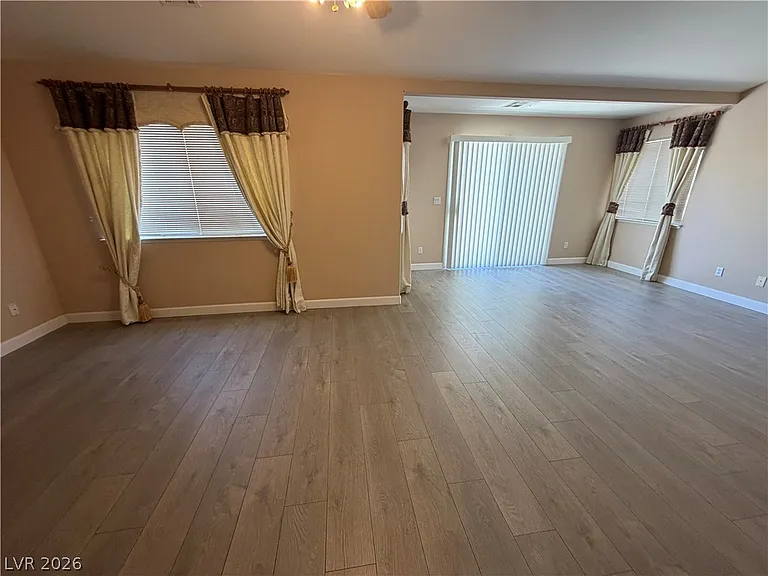 2381 Goldfire Cir — Photo 27