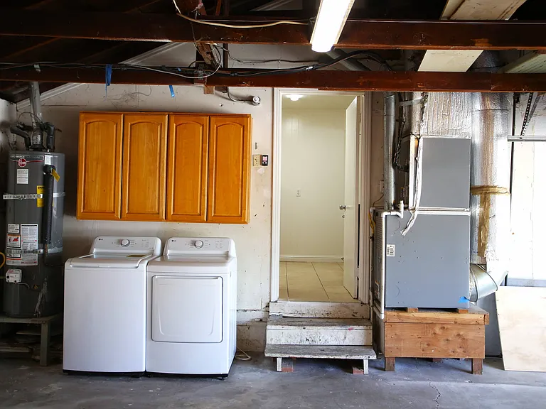 2020 Leland Way — Photo 18