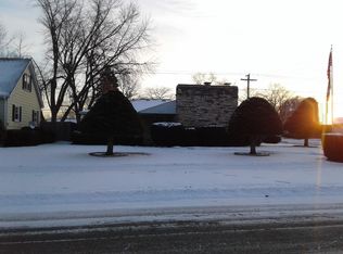 2401 Walnut St, Waukegan, IL 60087