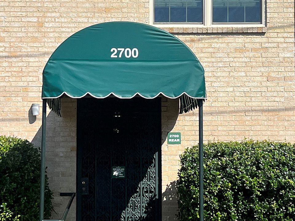 main entrance located in back parking lot . Very safe you will need to use a key to get in to gate . Unit is the 3rd door on left