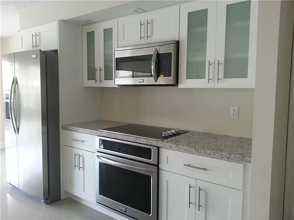 2nd image of 3000 NE 48th St APT 104