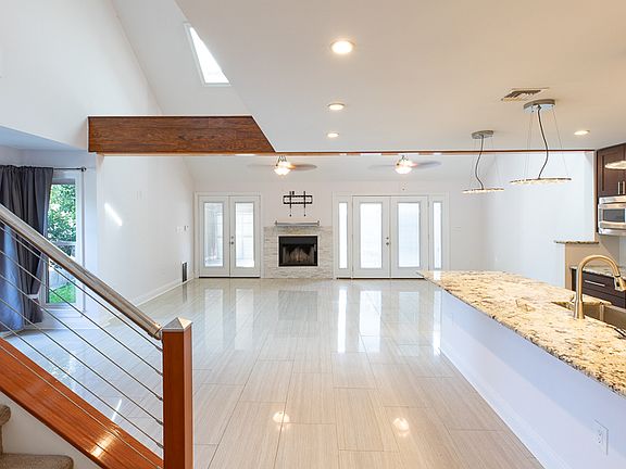 2nd image of 15 Drifter Ln