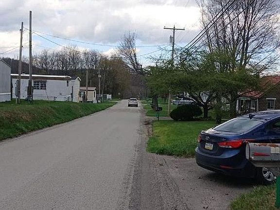5th image of 404 Old Elderton Hill Rd
