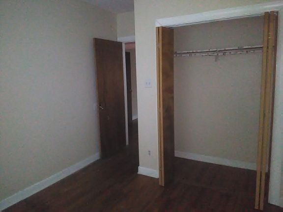 5th image of 6402 S Richmond St #1