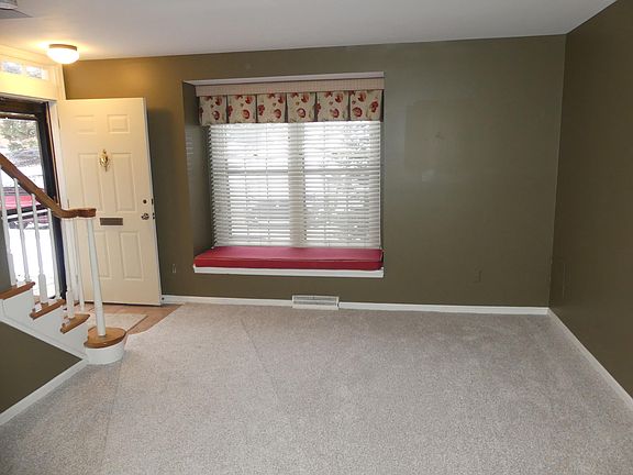 3rd image of 1868 Georgetown Dr SE #35