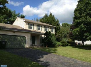 108 W Meadow Dr, West Grove, PA 19390