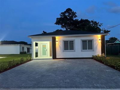 910 NW 4th Ave, Hallandale, FL, 33009