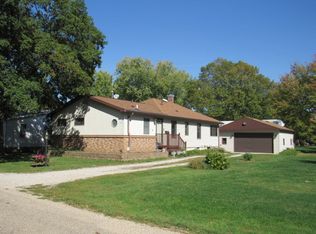 112 N Kenney St, Kenney, IL 61749