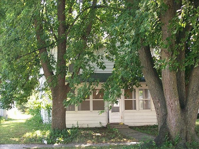 2nd image of 506 McClellan St