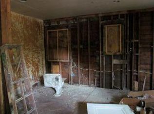 5015 Paddock Rd, Cincinnati, OH 45237