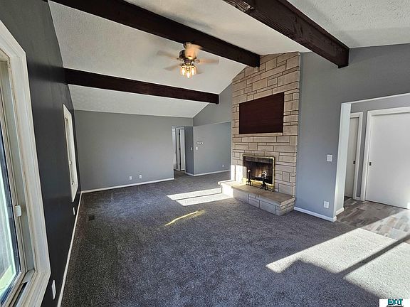 4th image of 4027 Teri Ln