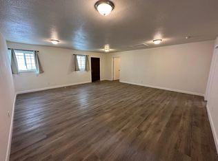 4189 Kansas Ave #B, Riverside, CA 92507