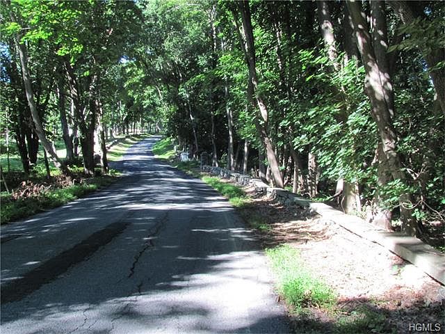 2nd image of 135 Allview Ave