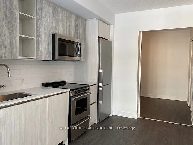 251 Manitoba St #312 — Photo 20