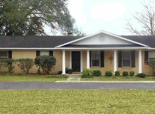 5861 Stateline Rd, Century, FL 32535