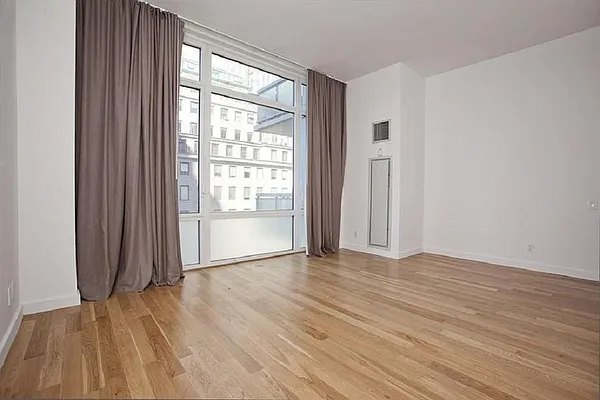 Rented by Corcoran | media 17