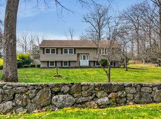 506 Horton Hill Rd, Naugatuck, CT 06770