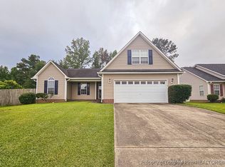 409 Sharpsburg Rd, Fayetteville, NC 28311
